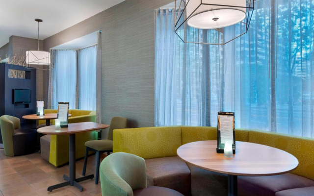 Courtyard by Marriott Tampa Downtown