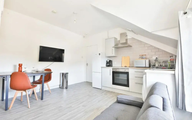 1 Bed Flat Near Cardiff City Centre