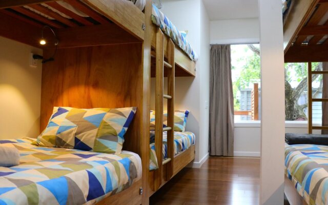 Oxford Queenette Backpackers