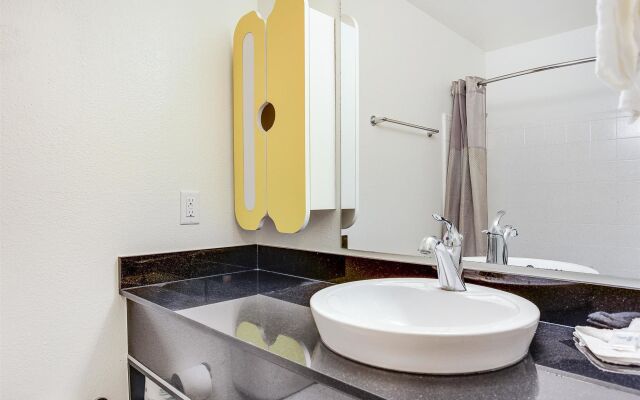 Studio 6-Houston, TX - West - Katy - Energy Corridor