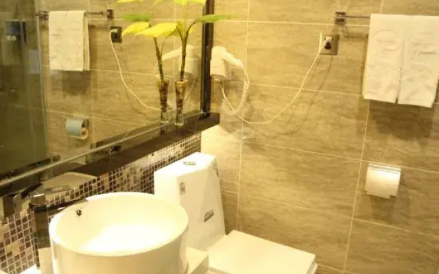 Enping Jindao Business Hotel