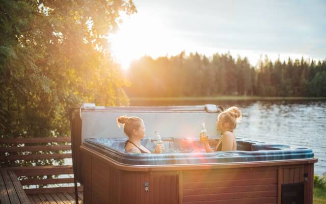 Revontuli Resort Glass Igloos
