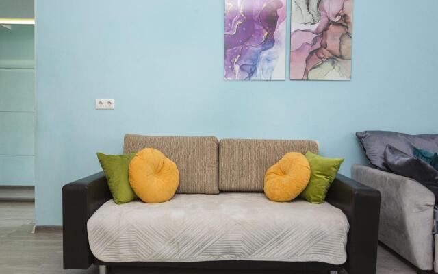 Moment House on Ilyinsky Boulevard 7