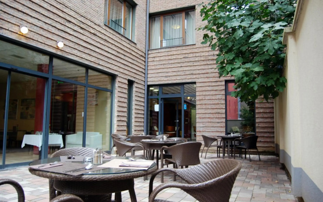 Regnum Residence