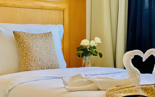 Majliss Hotel