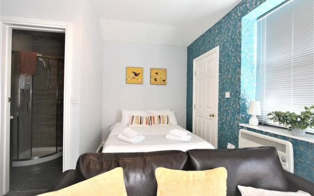 Albion Street Serviced Apartments