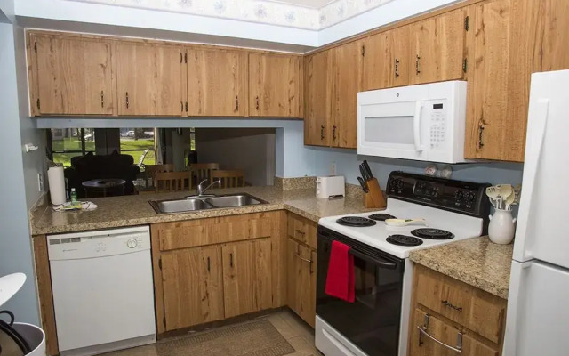 Ventura Country Club Willowpointe Condo