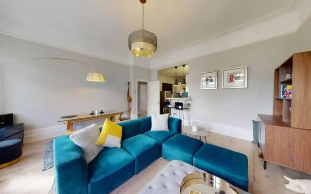 Modern 2 Bed Flat - 6 mins from Vauxhall station