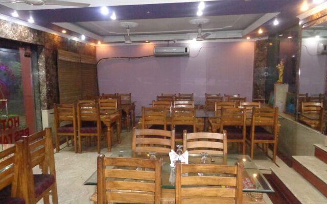 Hotel Laxmi Palace