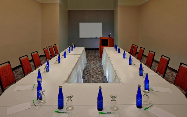 Courtyard by Marriott Hartford Cromwell