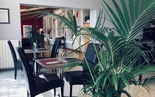 Le Clos Des Acacias