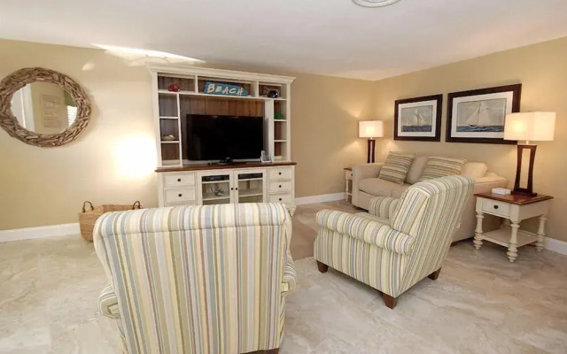 The Anna Maria Island Beach Breeze