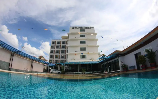 R2 Zleeping Boutique Hotel