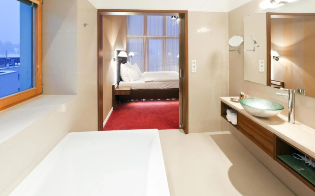 Pytloun City Boutique Self Check-in Hotel