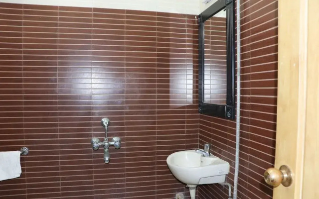 ULO Sai Jayanth Guest House