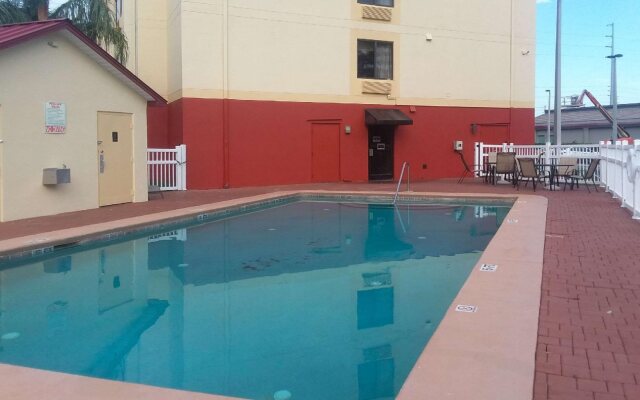 Sleep Inn Leesburg Chain of Lakes