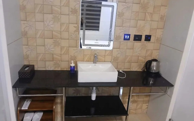 W & H View Residency