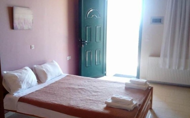 Studio Apartments a Breath Away From Myrtos by Prime