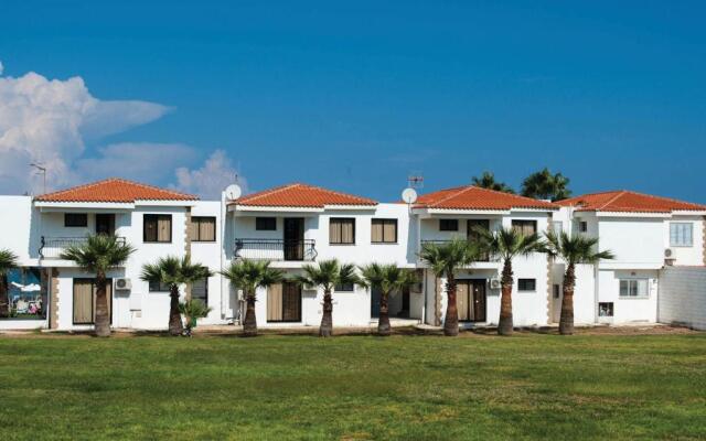 Marlita Beach Hotel Apartments