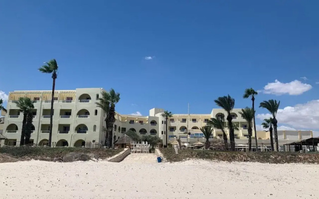 Sol Palmeras Beach - Family Hotel
