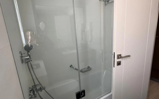 Abratel Suites Hotel