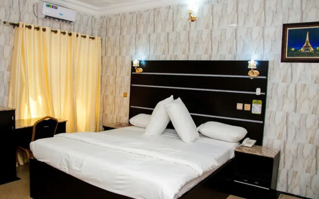 Villa Italian Hotels