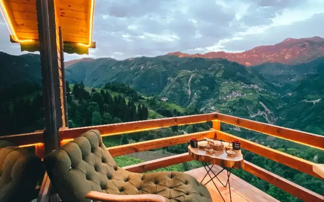 ZirvedeKal Suit Otel