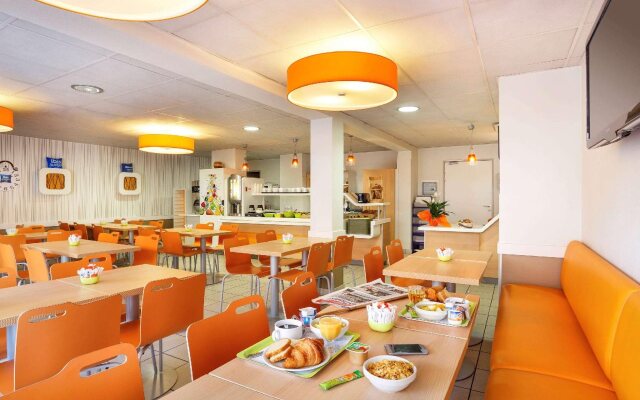 First Inn Hotel