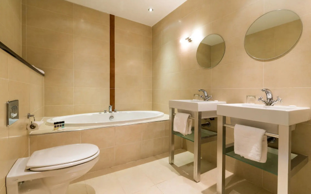 Athlone Springs Hotel