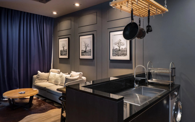 Secret Saturday Residents