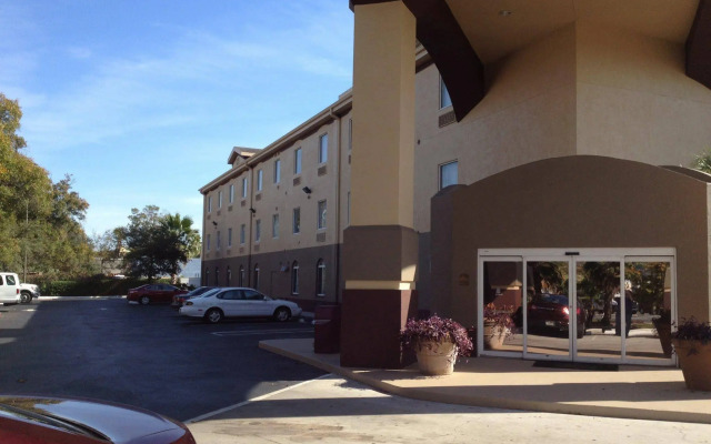 Best Western Tampa