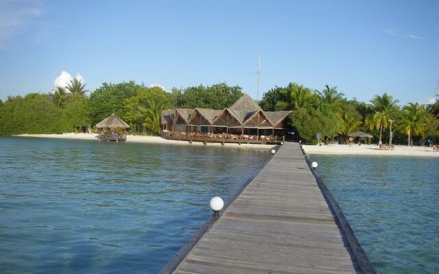 Gasfinolhu Island Resort