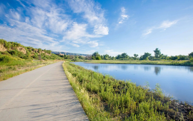 Super 8 by Wyndham Casper West by the River