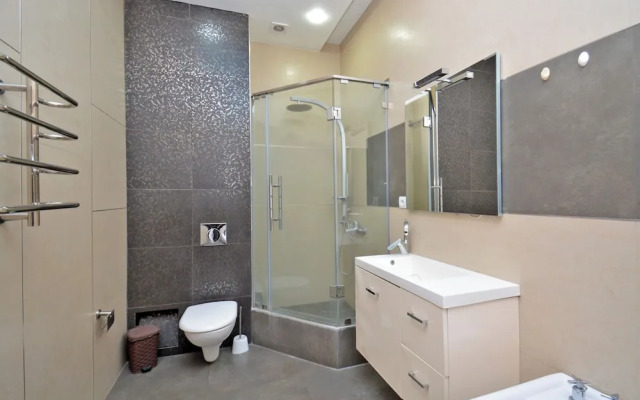 North Ave. Apartments by Luxe Group HH55