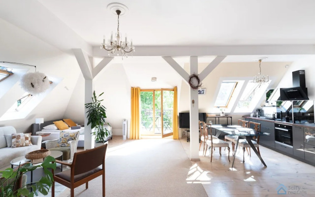 Aviator Apartments