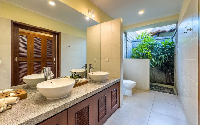 Villa Bugis Drupadi Seminyak