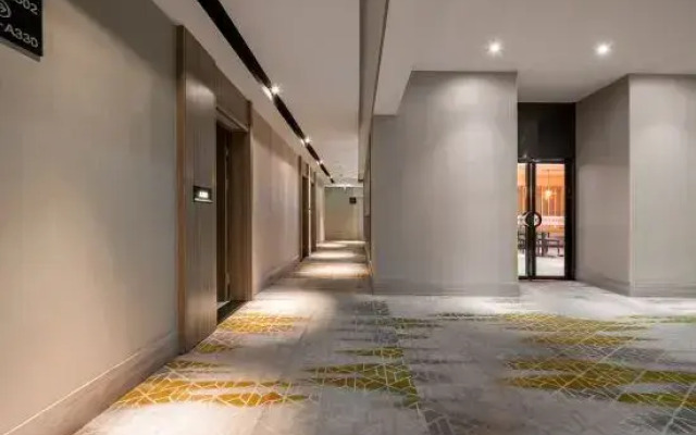 Rest Comfort Hotel (Wenzhou Oubei Shuangta Road)