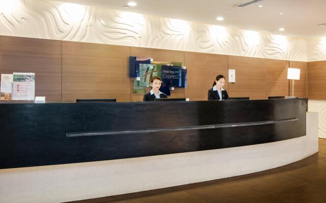 Holiday Inn Express Dujiangyan Ancient City by IHG
