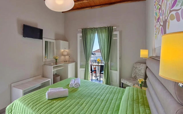 Paradise Rooms 1