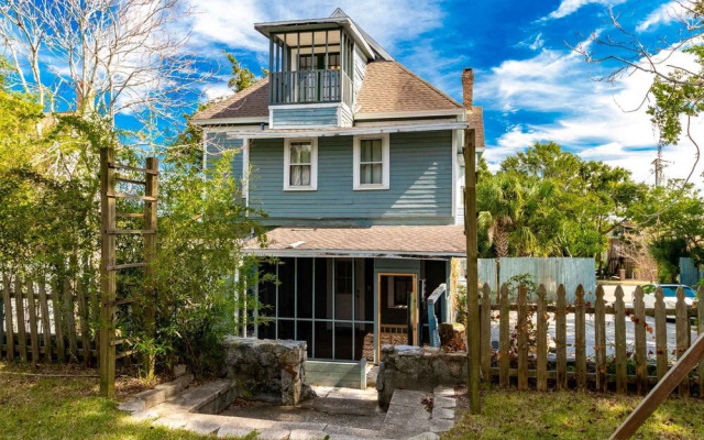 The Iconic Palafox Palace