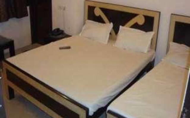 Hotel Kashvi