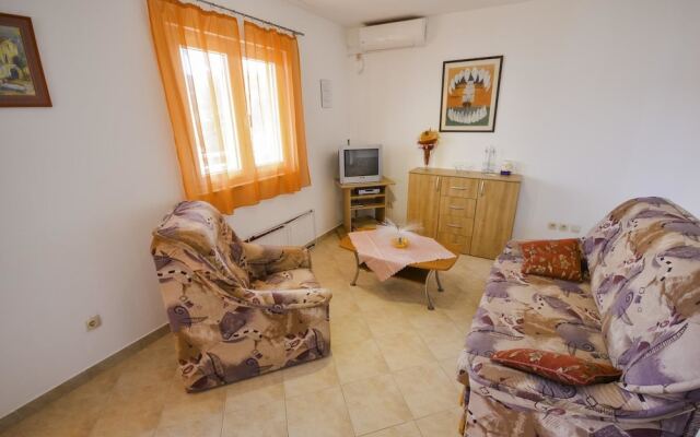 Apartments Iva