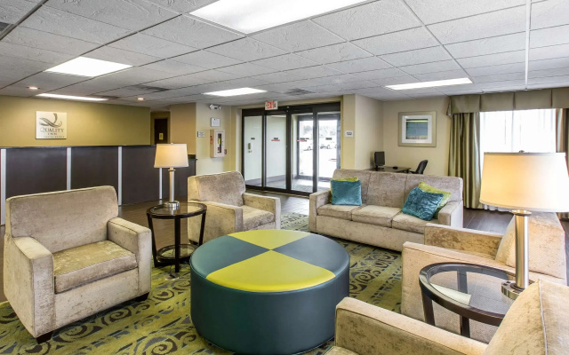 Quality Inn Fitzgerald