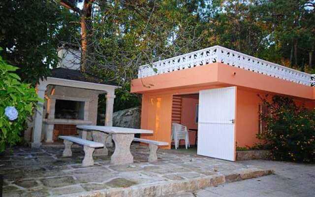 Chalet with 4 Bedrooms in San Vicente Del Grove, with Enclosed Garden - 200 M From the Beach