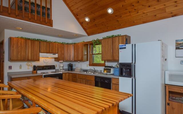 Home Sweet Cabin 4 Bedroom House