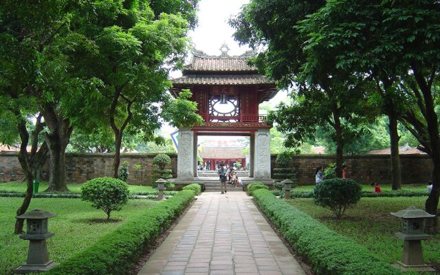 Bao Hung Hotel  Apartment