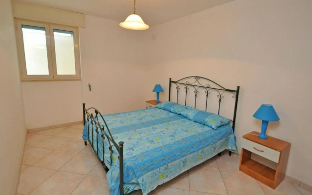 Cosy apartment in Racale with private terrace