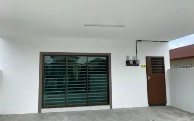 5 min to Qing Xin Ling Cultural Village Ipoh