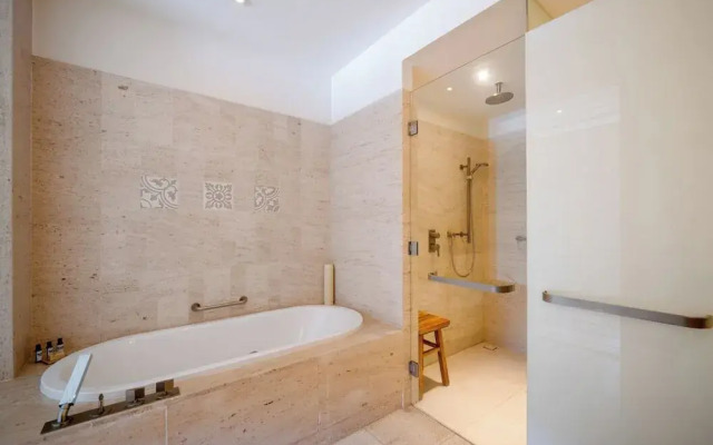 The Salt Collections Beachfront Resort Da Nang