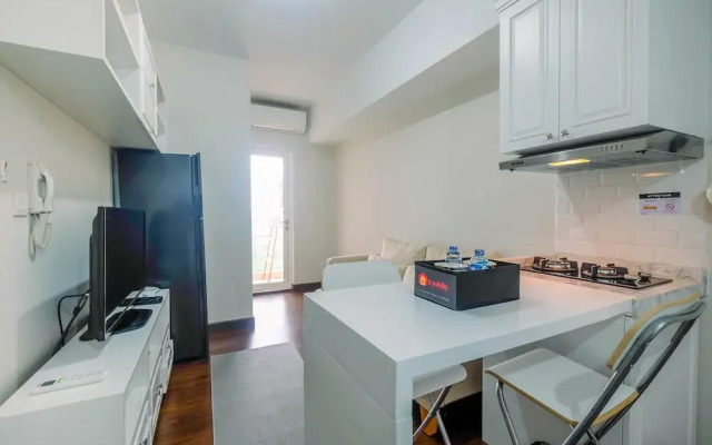 Spacious and Modern 2BR Springlake Summarecon Bekasi Apartment